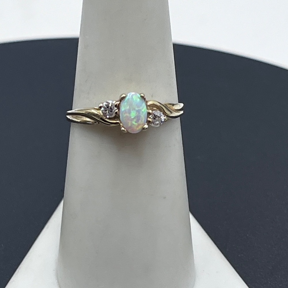 Designer Estate Vintage 10k Yellow Gold Opal CZ Swirl Ring 1.45g Signed 7.25